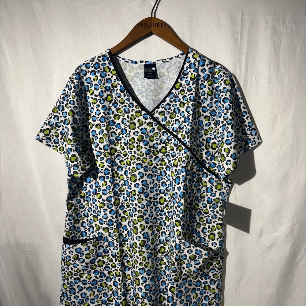 Vibrant Leopard Print Women's Blouse